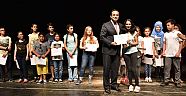 Üç bin öğrenci sertifikasını aldı