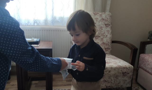 A. Levent ERTEKİN'den Çarpıcı Analiz: Modern Hayatın Görünmeyen Yükü